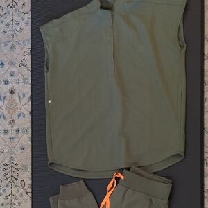 Women's Green Figs Scrub Set